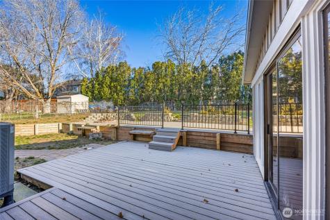 181 Pelican Drive SE Moses Lake WA 98837