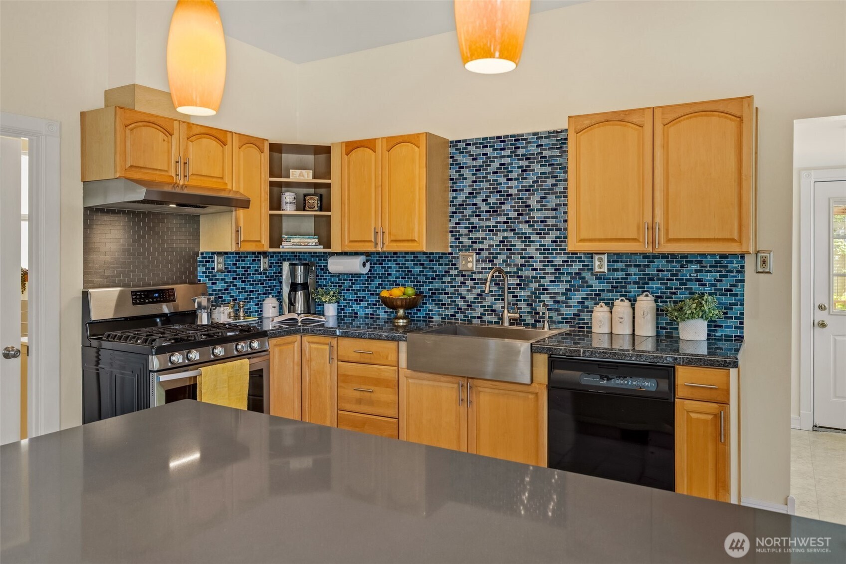 3228 39th Avenue SW Seattle WA 98116