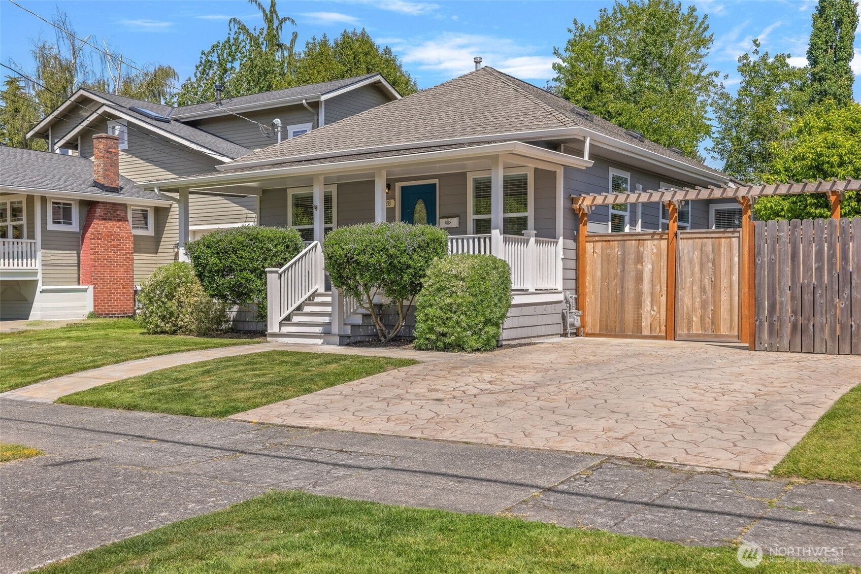 3228 39th Avenue SW Seattle WA 98116