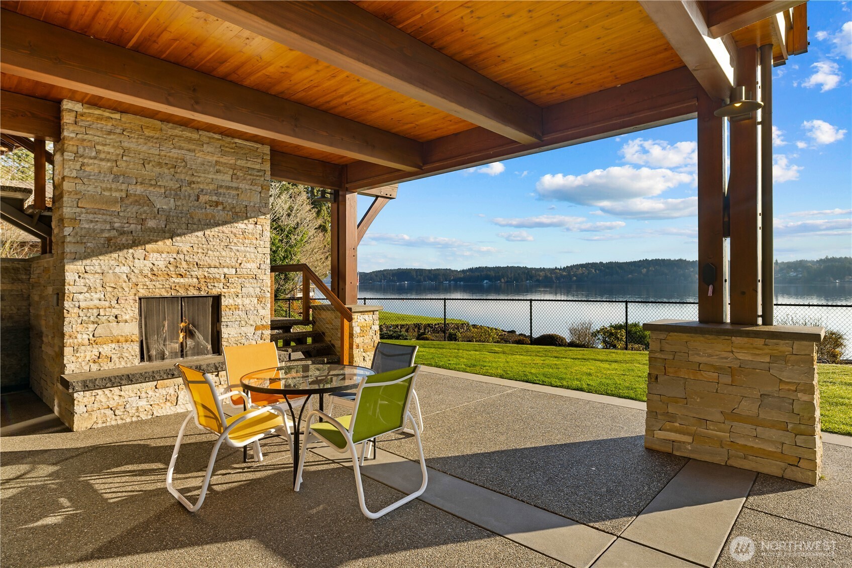 560 E Cronquist Road Allyn WA 98524