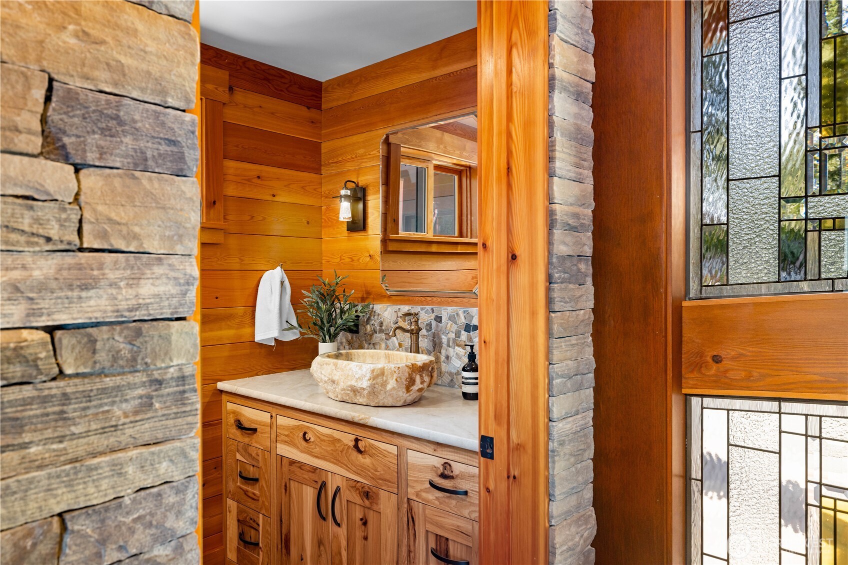 560 E Cronquist Road Allyn WA 98524