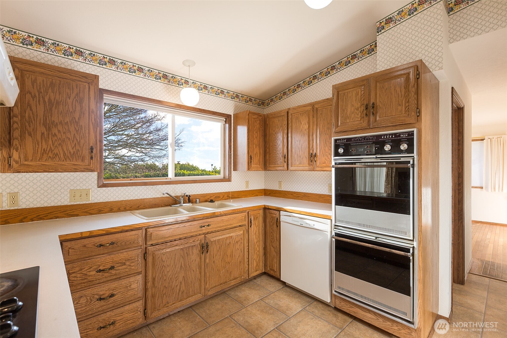 141 Bay View Street Sequim WA 98382