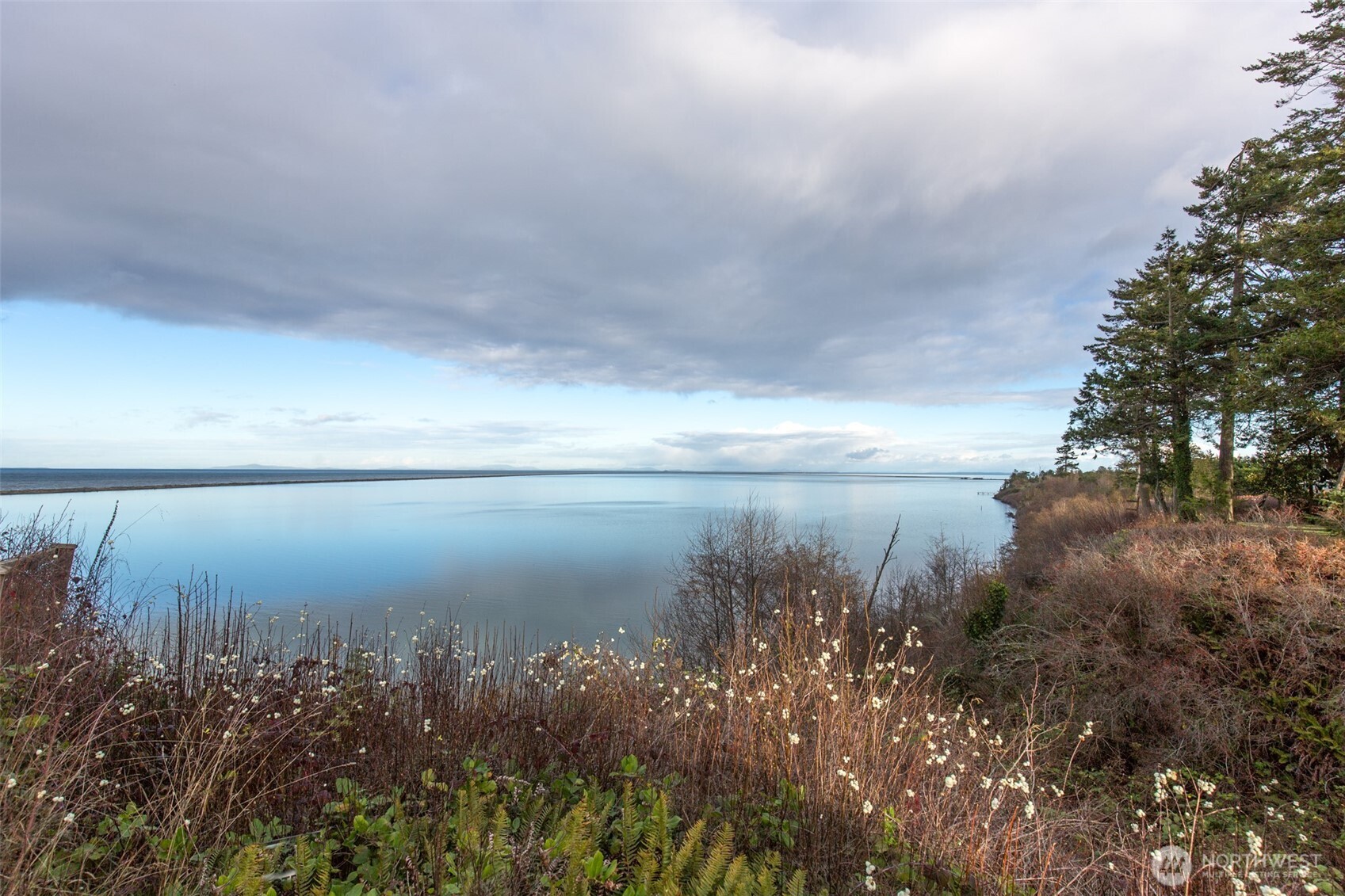 141 Bay View Street Sequim WA 98382