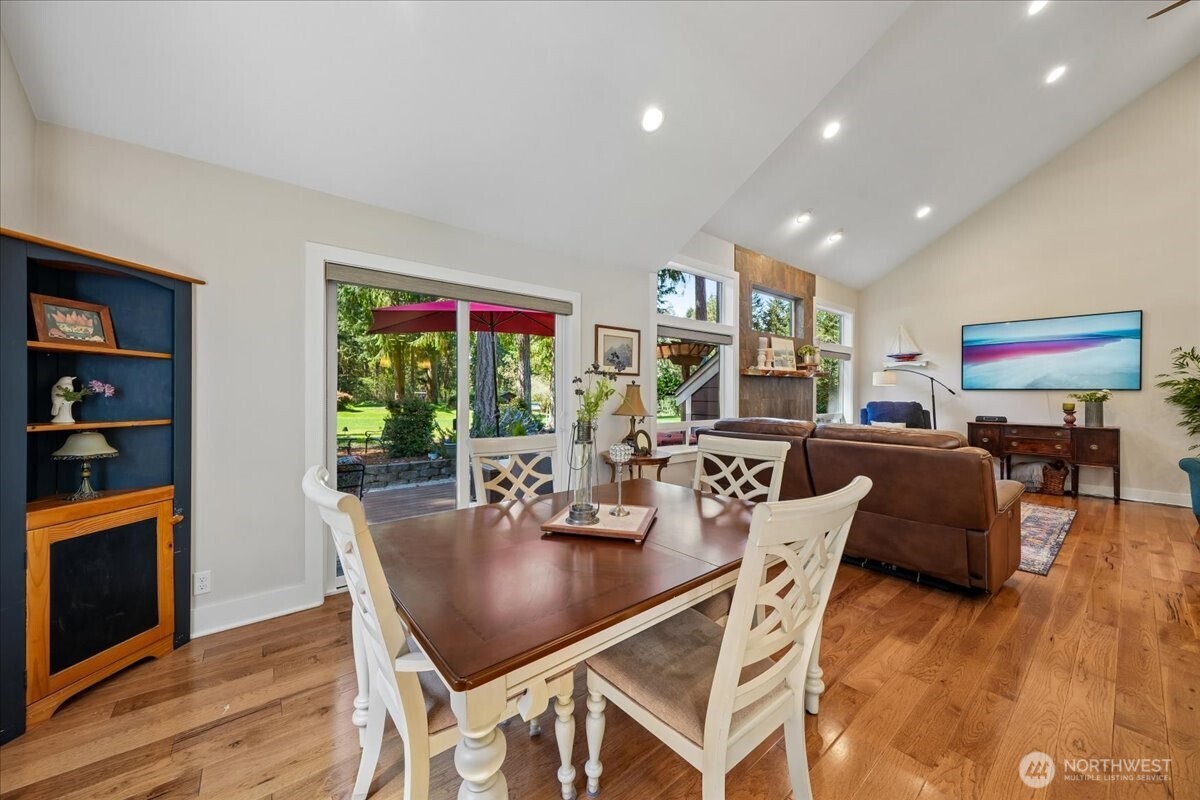 10804 Pioneer Drive Anderson Island WA 98303