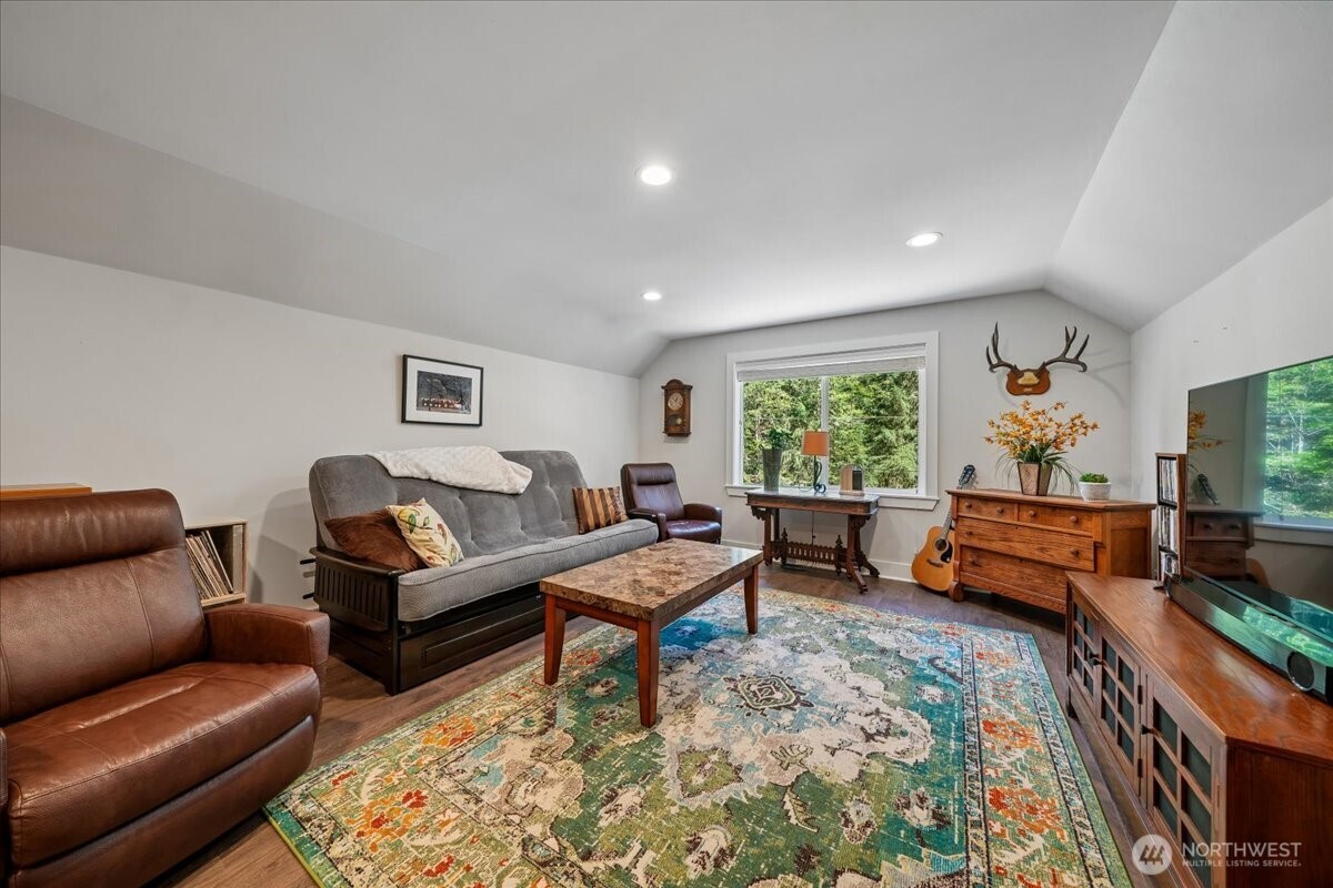 10804 Pioneer Drive Anderson Island WA 98303