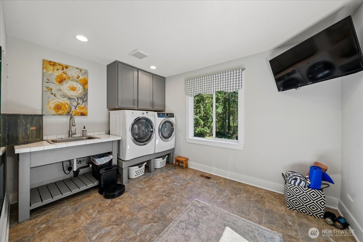 10804 Pioneer Drive Anderson Island WA 98303
