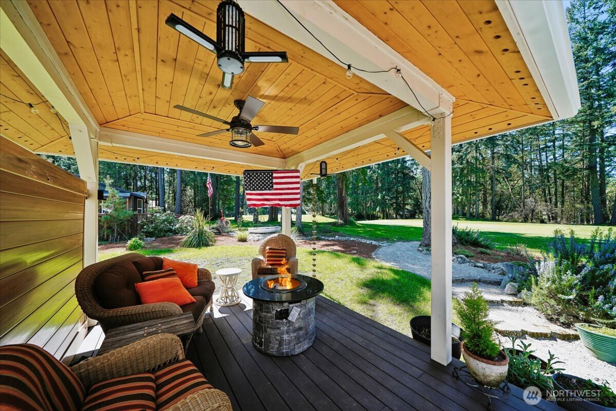 10804 Pioneer Drive Anderson Island WA 98303