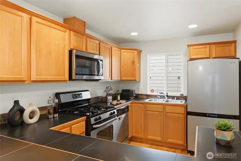 10520 Whitman Avenue N Seattle WA 98133