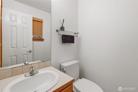 10520 Whitman Avenue N Seattle WA 98133