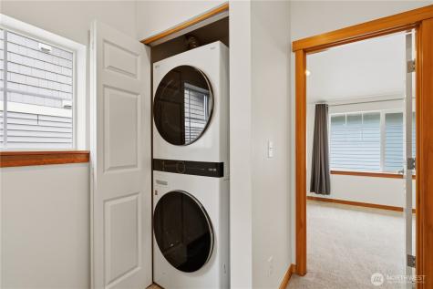10520 Whitman Avenue N Seattle WA 98133