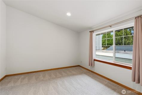 10520 Whitman Avenue N Seattle WA 98133