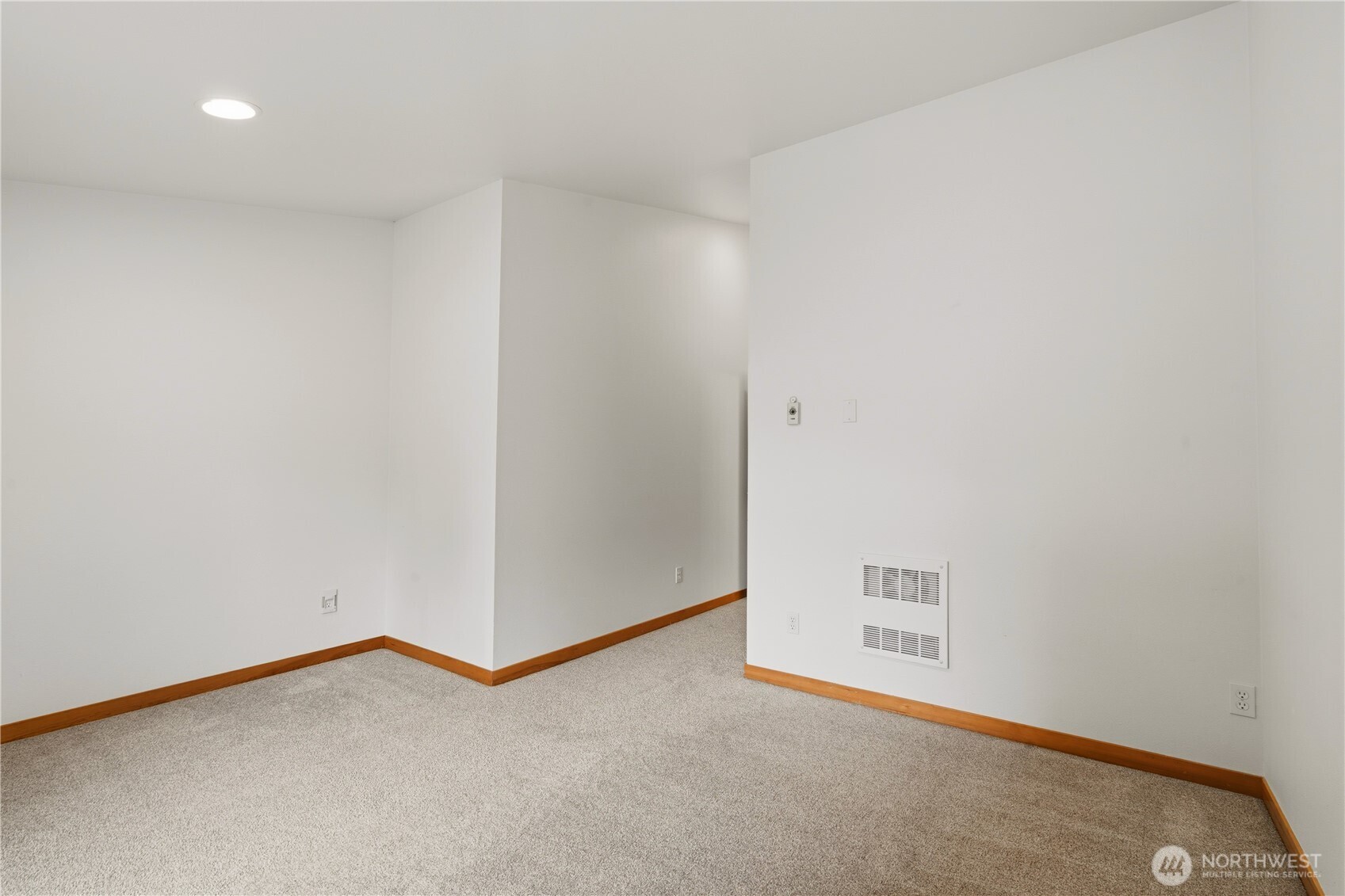10520 Whitman Avenue N Seattle WA 98133