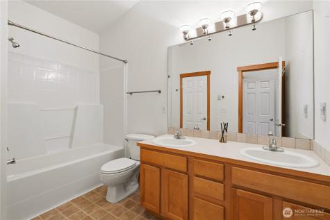 10520 Whitman Avenue N Seattle WA 98133