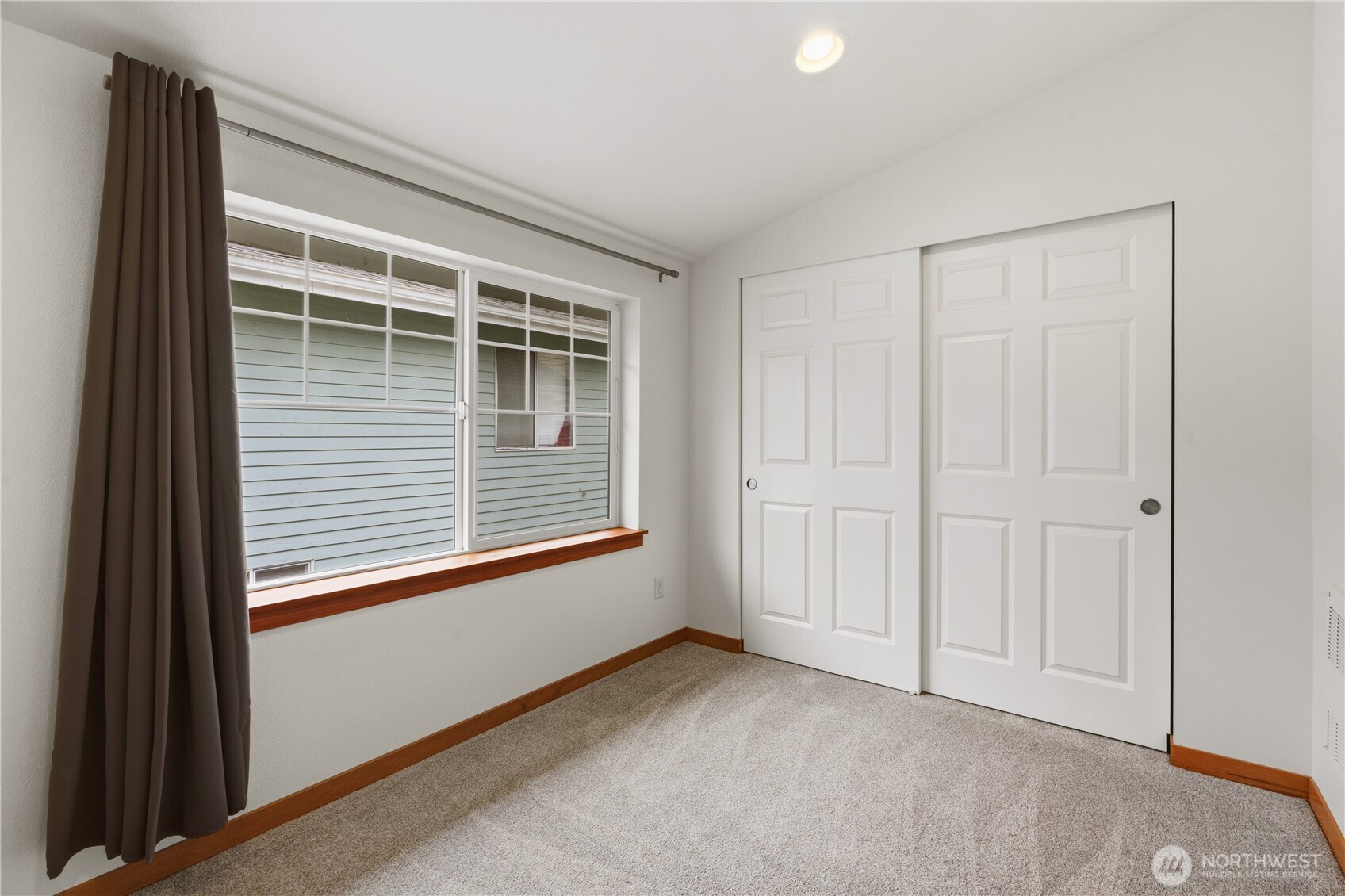 10520 Whitman Avenue N Seattle WA 98133