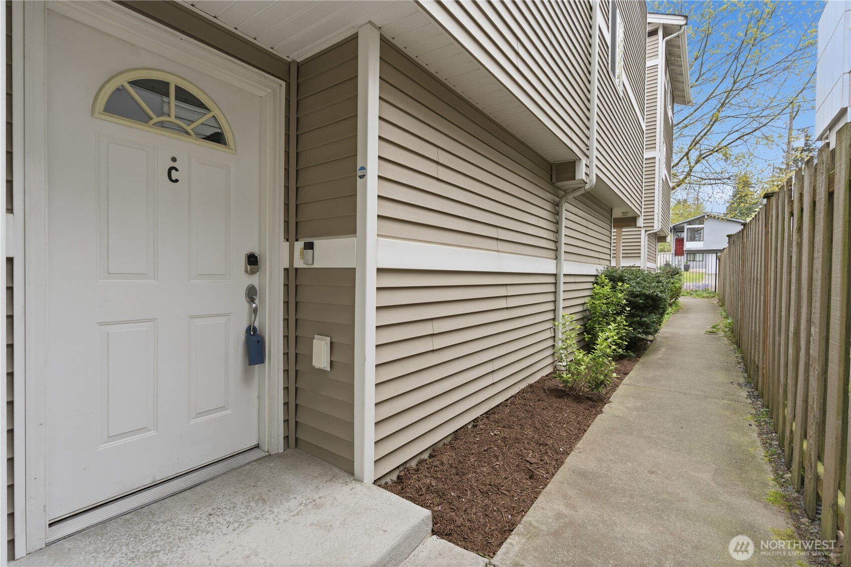 10520 Whitman Avenue N Seattle WA 98133