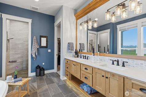 408 Tulip Lane Woodland WA 98674