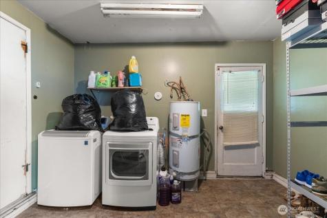 1751 S 43rd Street Tacoma WA 98418
