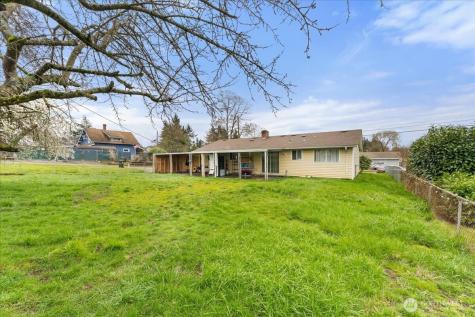 1751 S 43rd Street Tacoma WA 98418