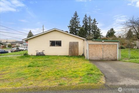 1751 S 43rd Street Tacoma WA 98418