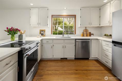 1928 237th Street SE Bothell WA 98021