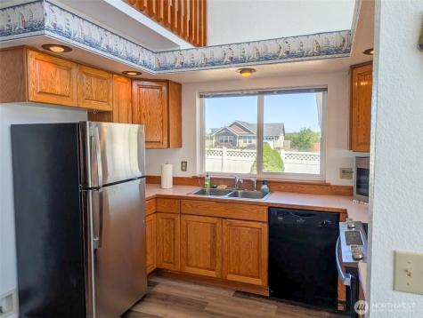 1249 E Ocean Shores Boulevard SW Ocean Shores WA 98569