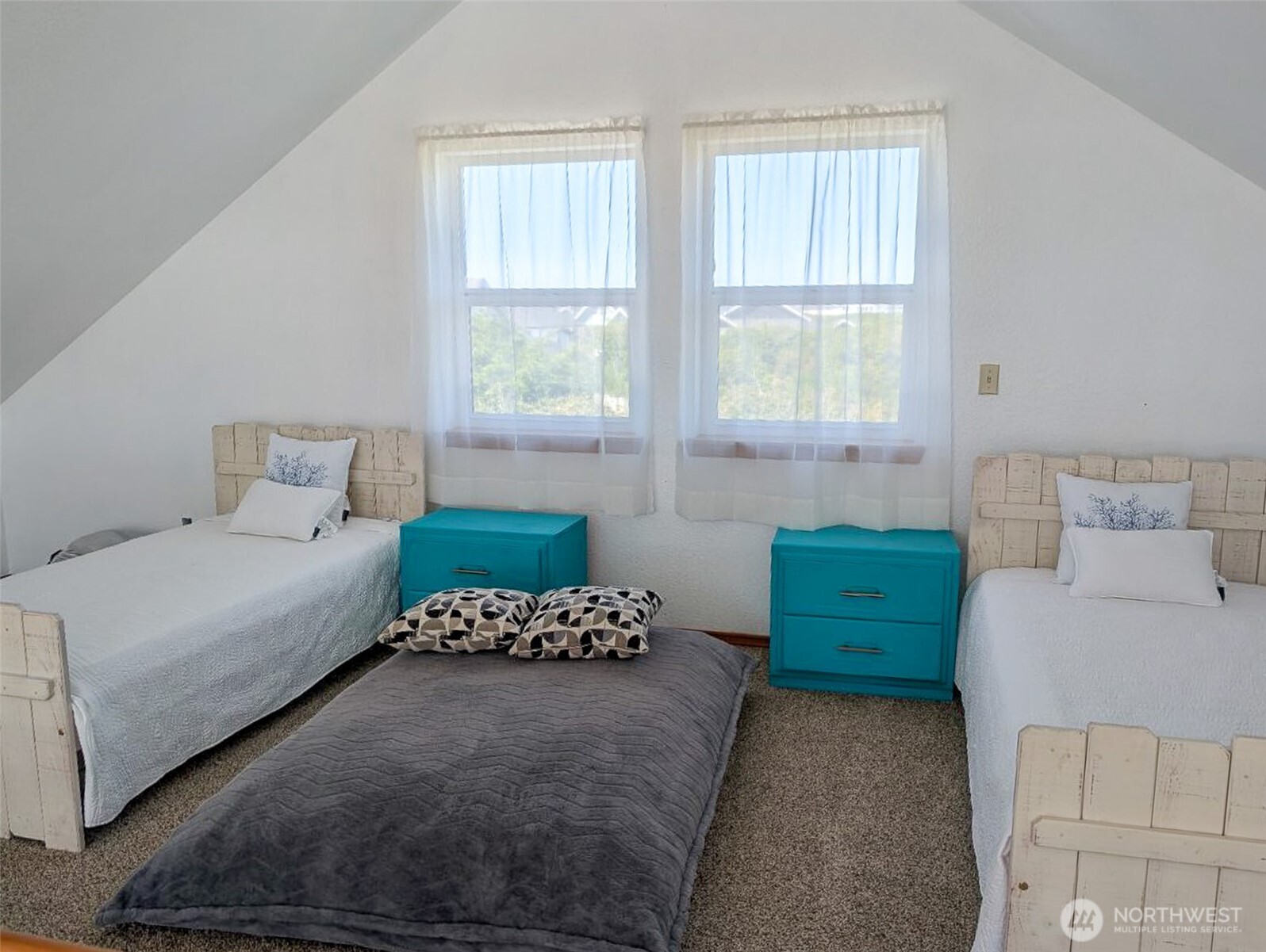 1249 E Ocean Shores Boulevard SW Ocean Shores WA 98569