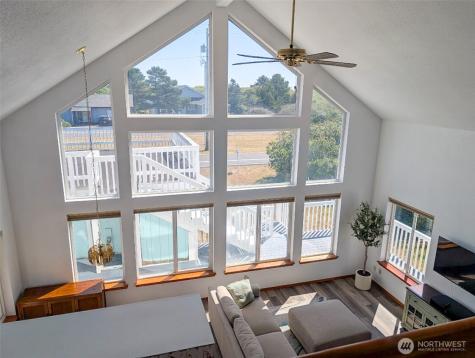 1249 E Ocean Shores Boulevard SW Ocean Shores WA 98569