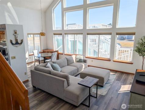 1249 E Ocean Shores Boulevard SW Ocean Shores WA 98569