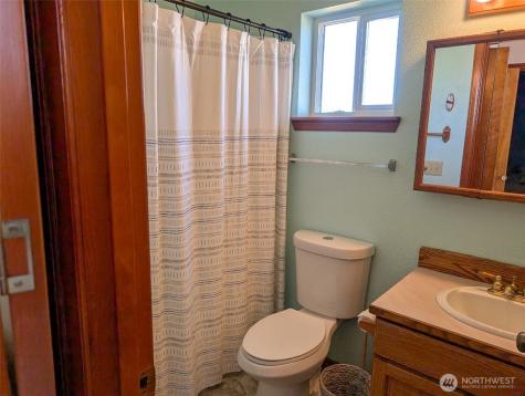 1249 E Ocean Shores Boulevard SW Ocean Shores WA 98569