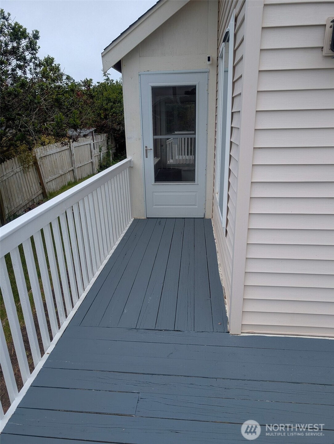 1249 E Ocean Shores Boulevard SW Ocean Shores WA 98569