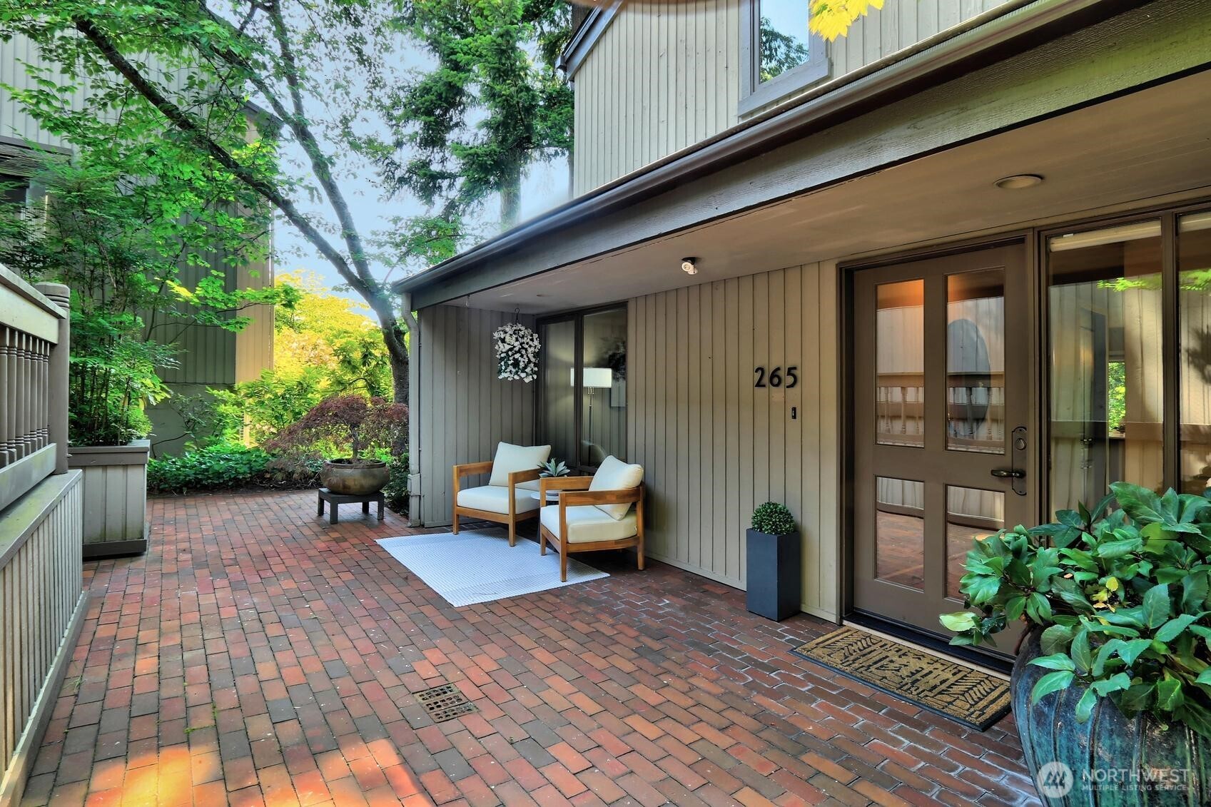 265 98th Avenue NE Bellevue WA 98004