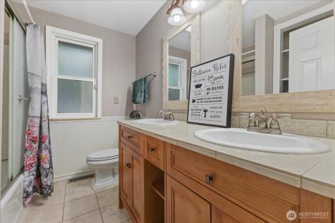 29832 Kent Black Diamond Road SE Kent WA 98042