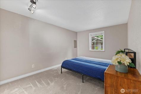 29832 Kent Black Diamond Road SE Kent WA 98042