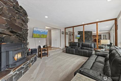 29832 Kent Black Diamond Road SE Kent WA 98042