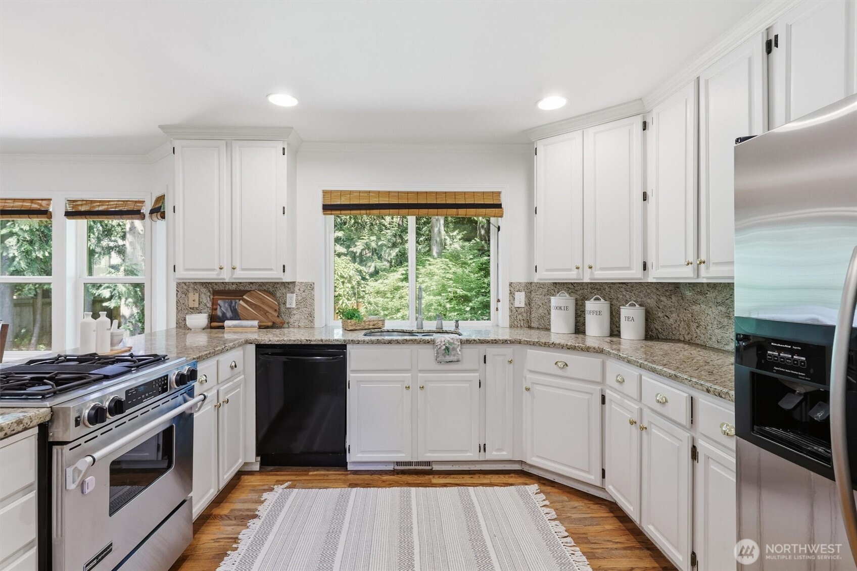 22716 NE 25th Way Sammamish WA 98074