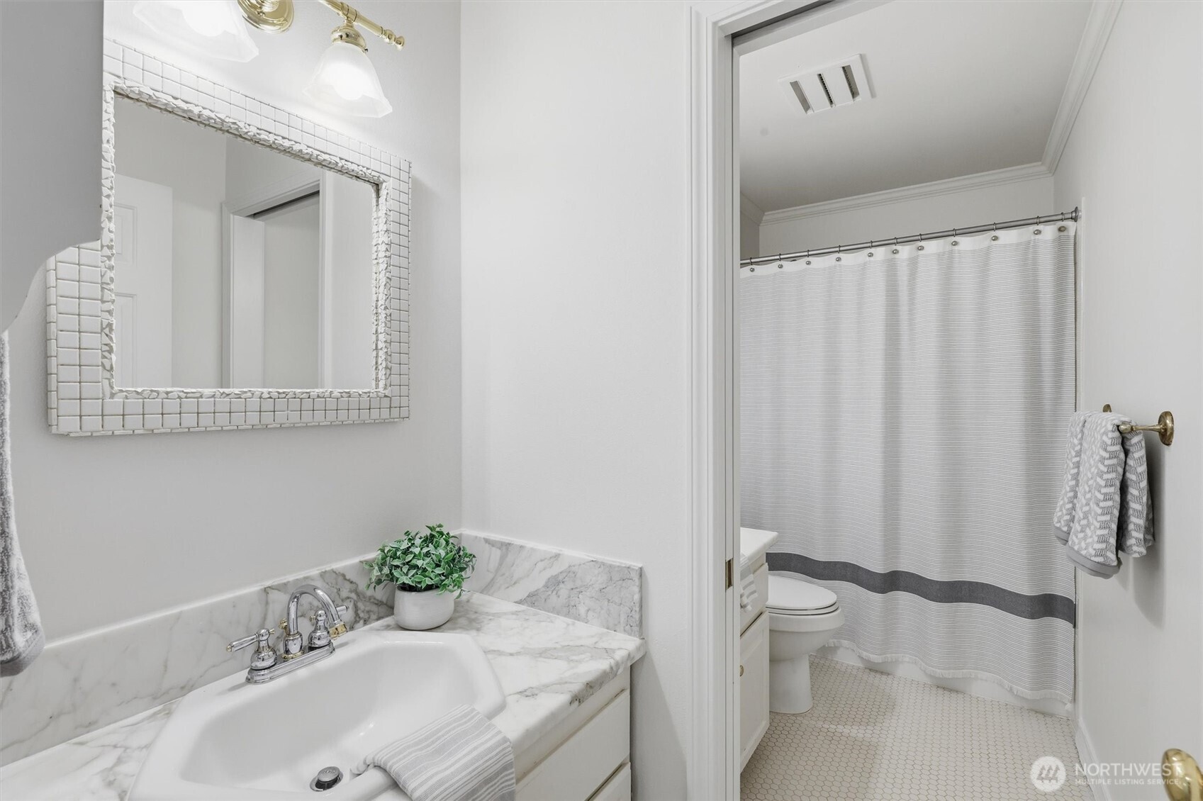22716 NE 25th Way Sammamish WA 98074