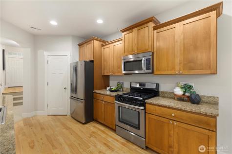 1316 216th Street SW Lynnwood WA 98036