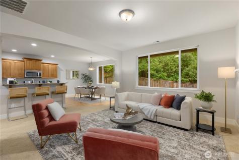 1316 216th Street SW Lynnwood WA 98036