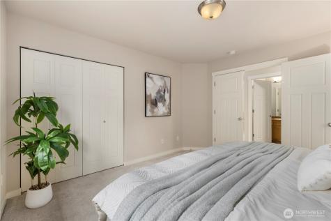 1316 216th Street SW Lynnwood WA 98036