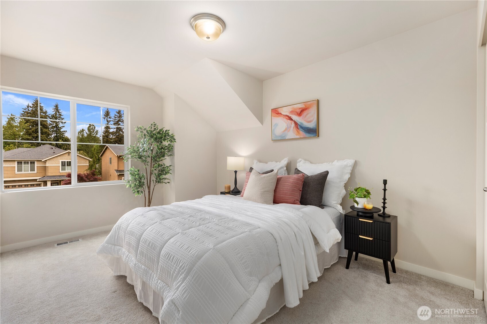 1316 216th Street SW Lynnwood WA 98036