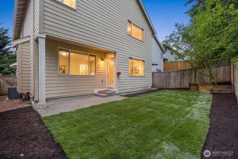 1316 216th Street SW Lynnwood WA 98036