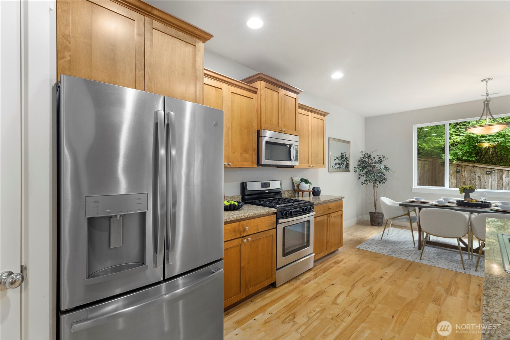 1316 216th Street SW Lynnwood WA 98036