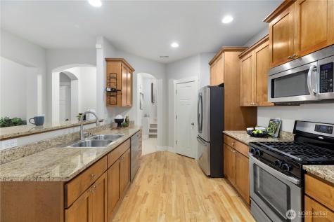 1316 216th Street SW Lynnwood WA 98036