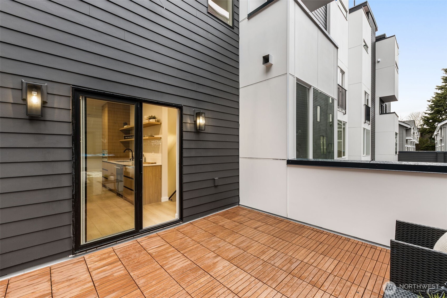 1123 10th Avenue E Seattle WA 98102