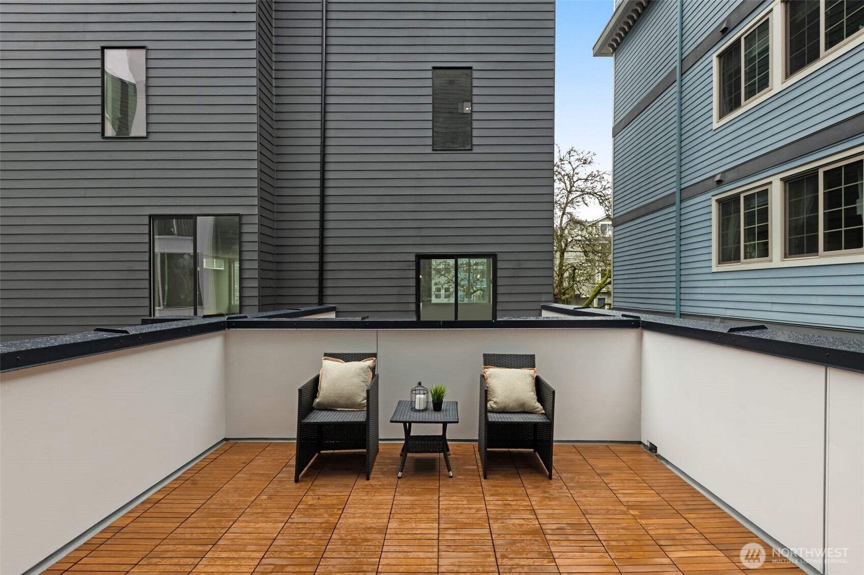1123 10th Avenue E Seattle WA 98102
