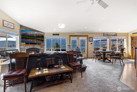 563 Topaz Place Manson WA 98831