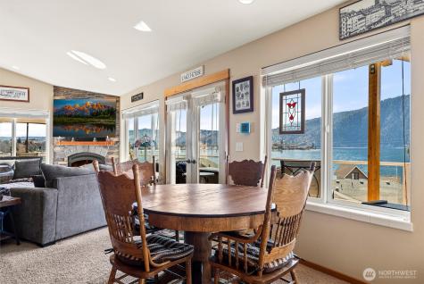 563 Topaz Place Manson WA 98831