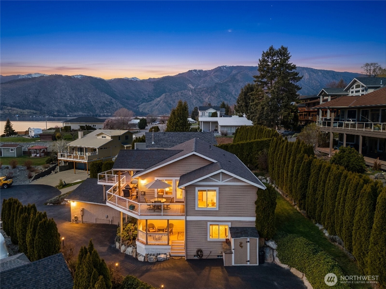 563 Topaz Place Manson WA 98831