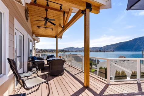 563 Topaz Place Manson WA 98831