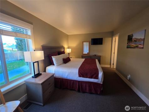 1 Lakeside 714-i Manson WA 98831